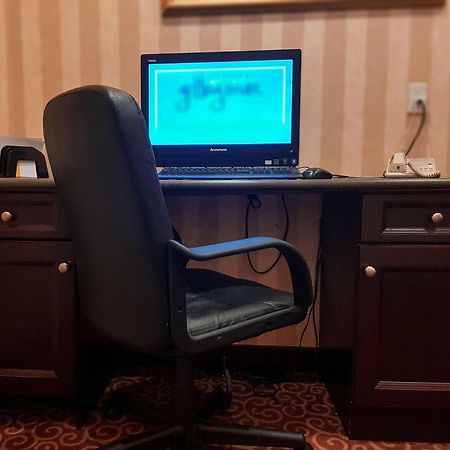 Hampton Inn & Suites By Hilton Edmonton International Airport Ледюк Екстериор снимка