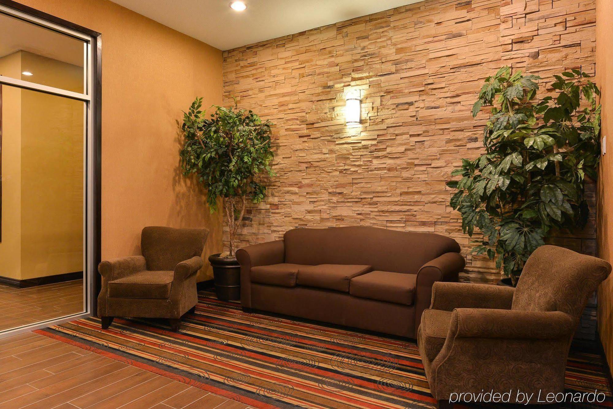 Hampton Inn & Suites By Hilton Edmonton International Airport Ледюк Екстериор снимка