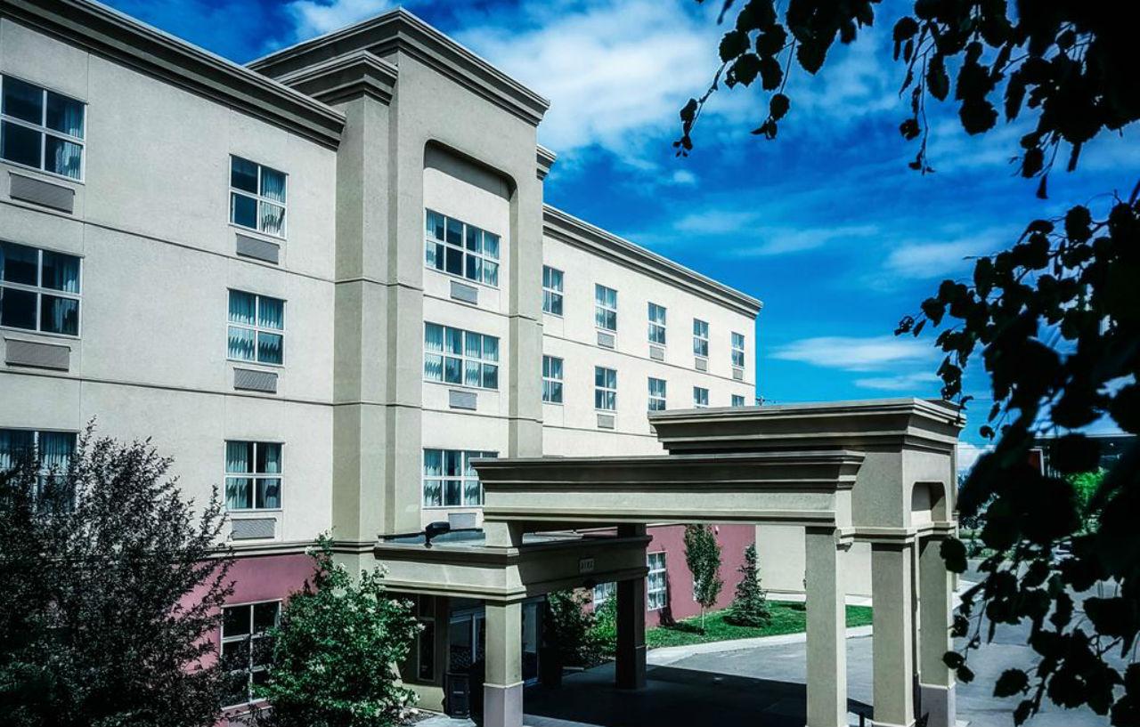 Hampton Inn & Suites By Hilton Edmonton International Airport Ледюк Екстериор снимка